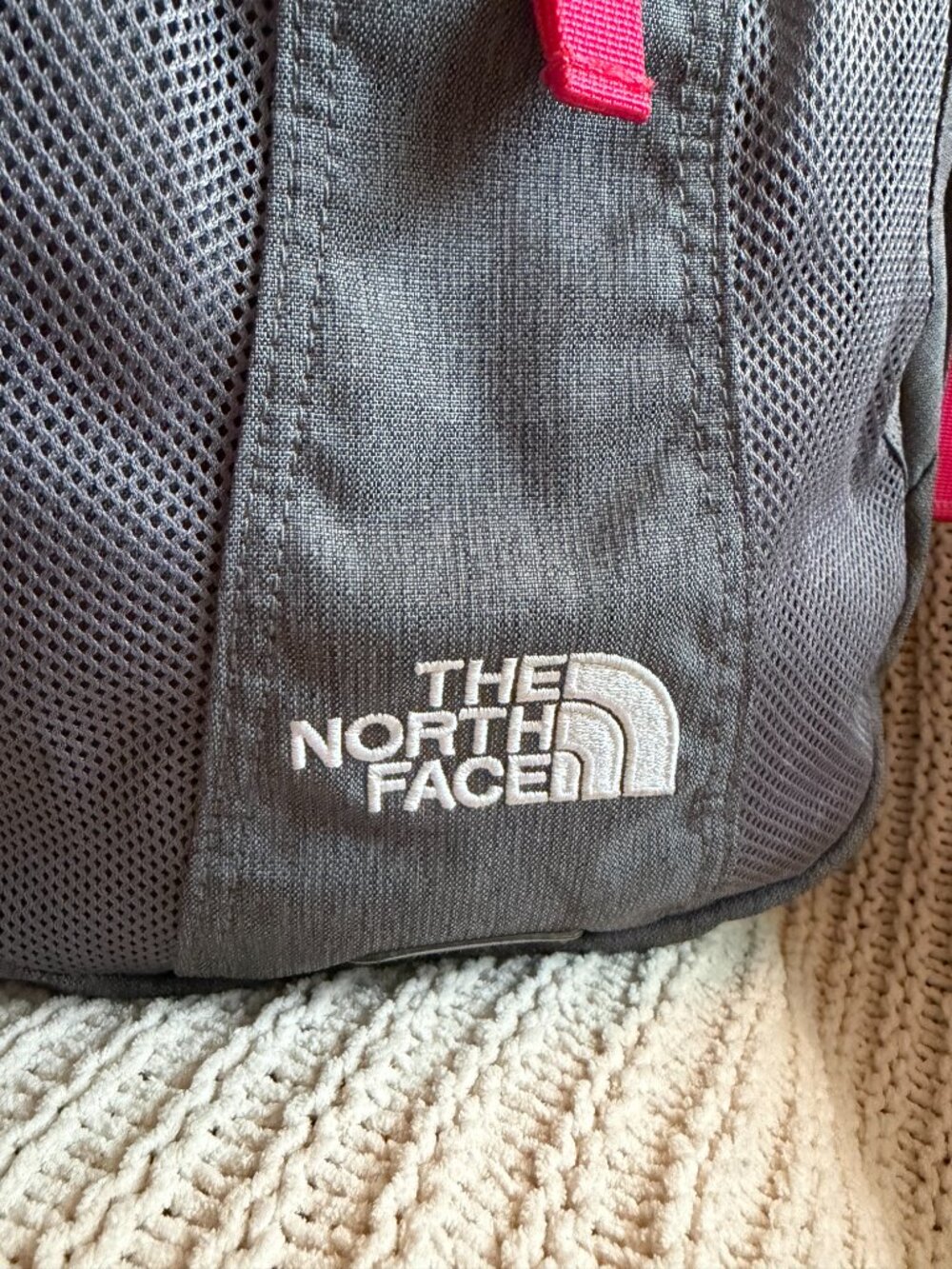 The North Face Recon Backpack Gray Pink Laptop School Travel Hiking Book Bag - Picture 2 of 10